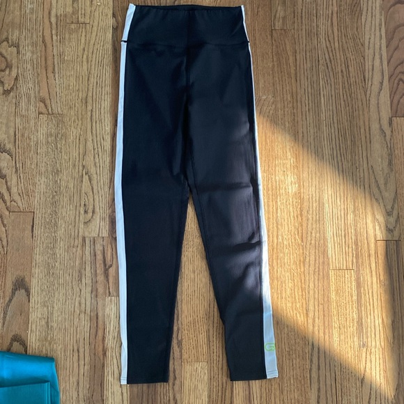 Cyclebar High Rise Ribbed Legging - Picture 1 of 5